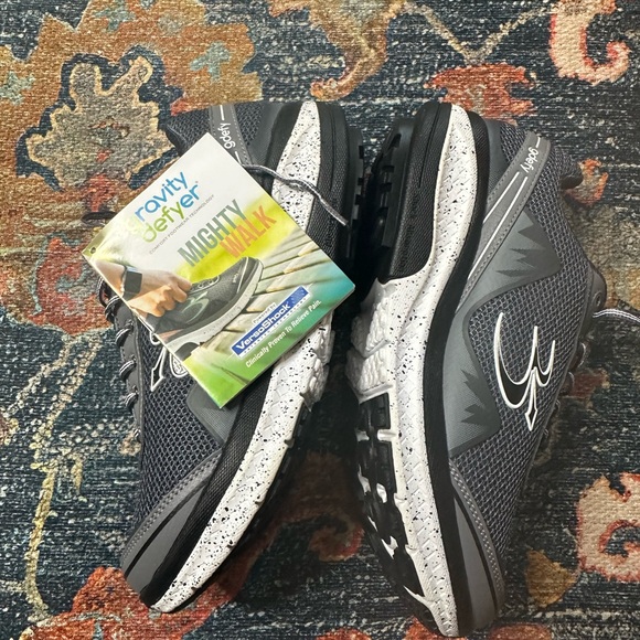 Women’s Black Athletic Shoes size 10 - Picture 2 of 5